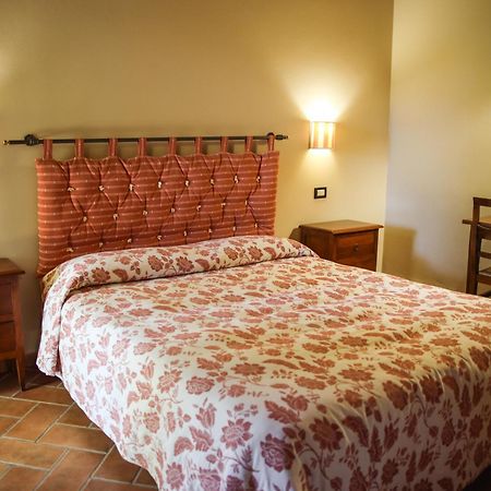 Agriturismo La Vecchia Quercia Монтемерано Экстерьер фото