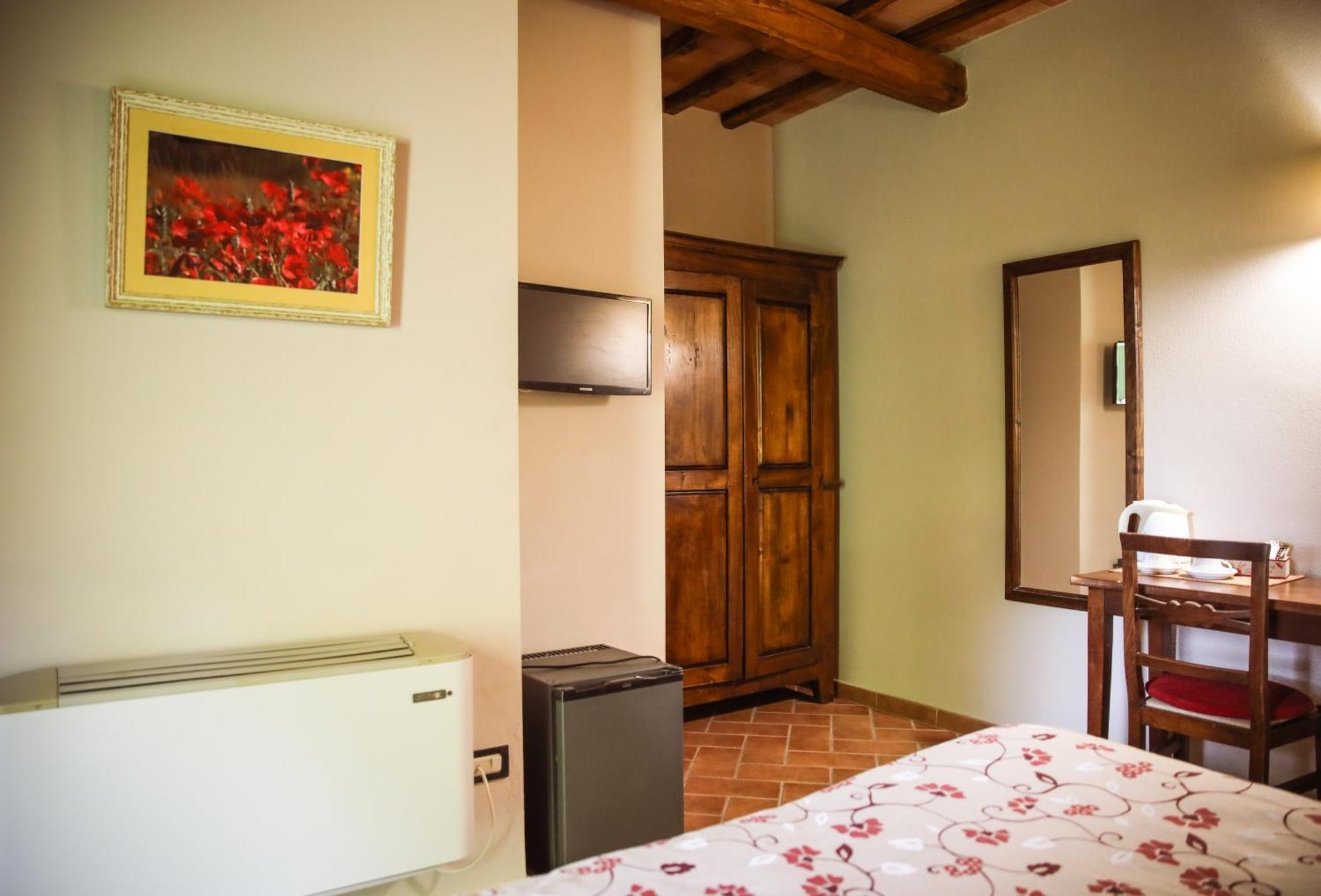 Agriturismo La Vecchia Quercia Монтемерано Экстерьер фото