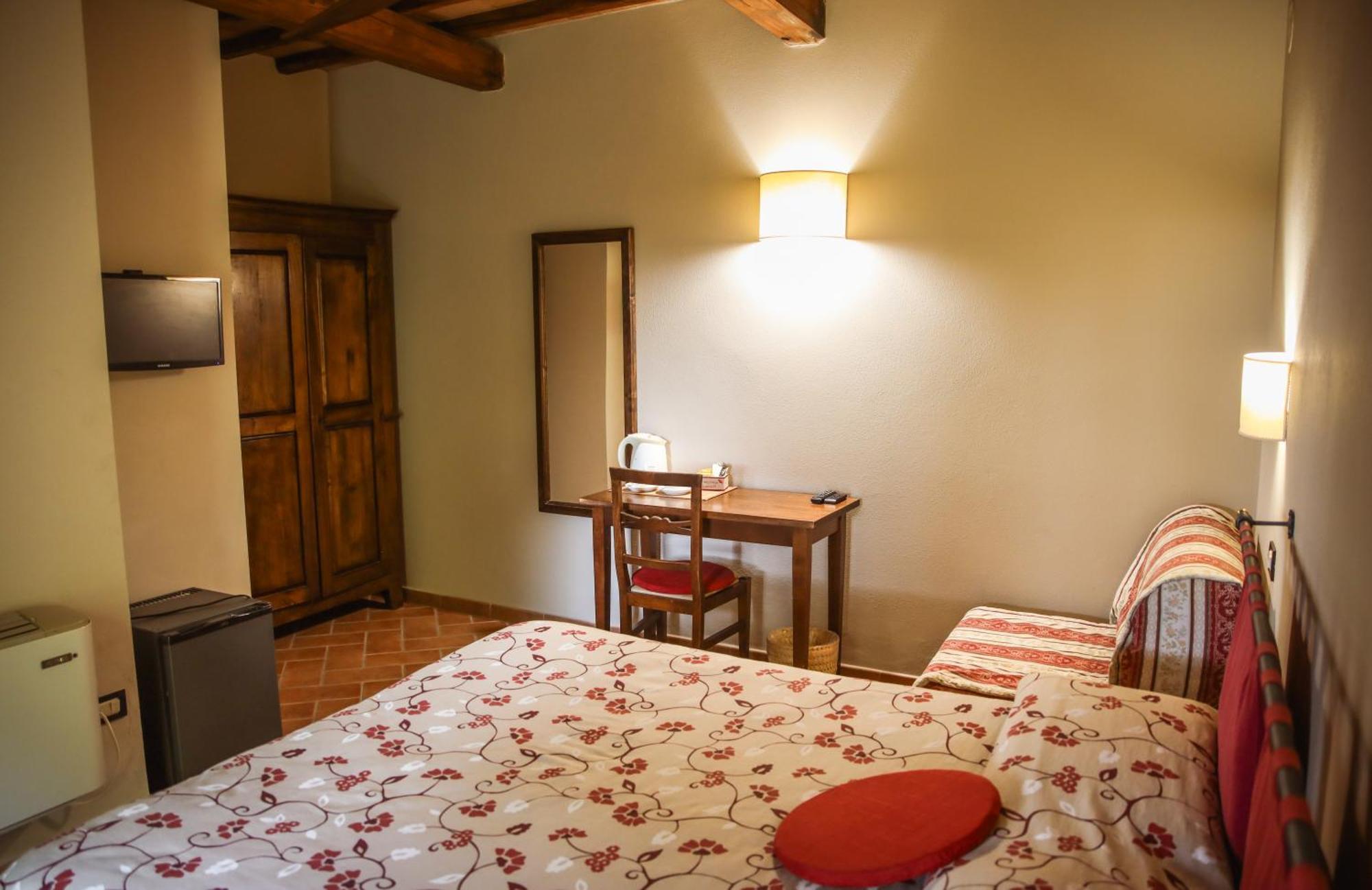 Agriturismo La Vecchia Quercia Монтемерано Экстерьер фото