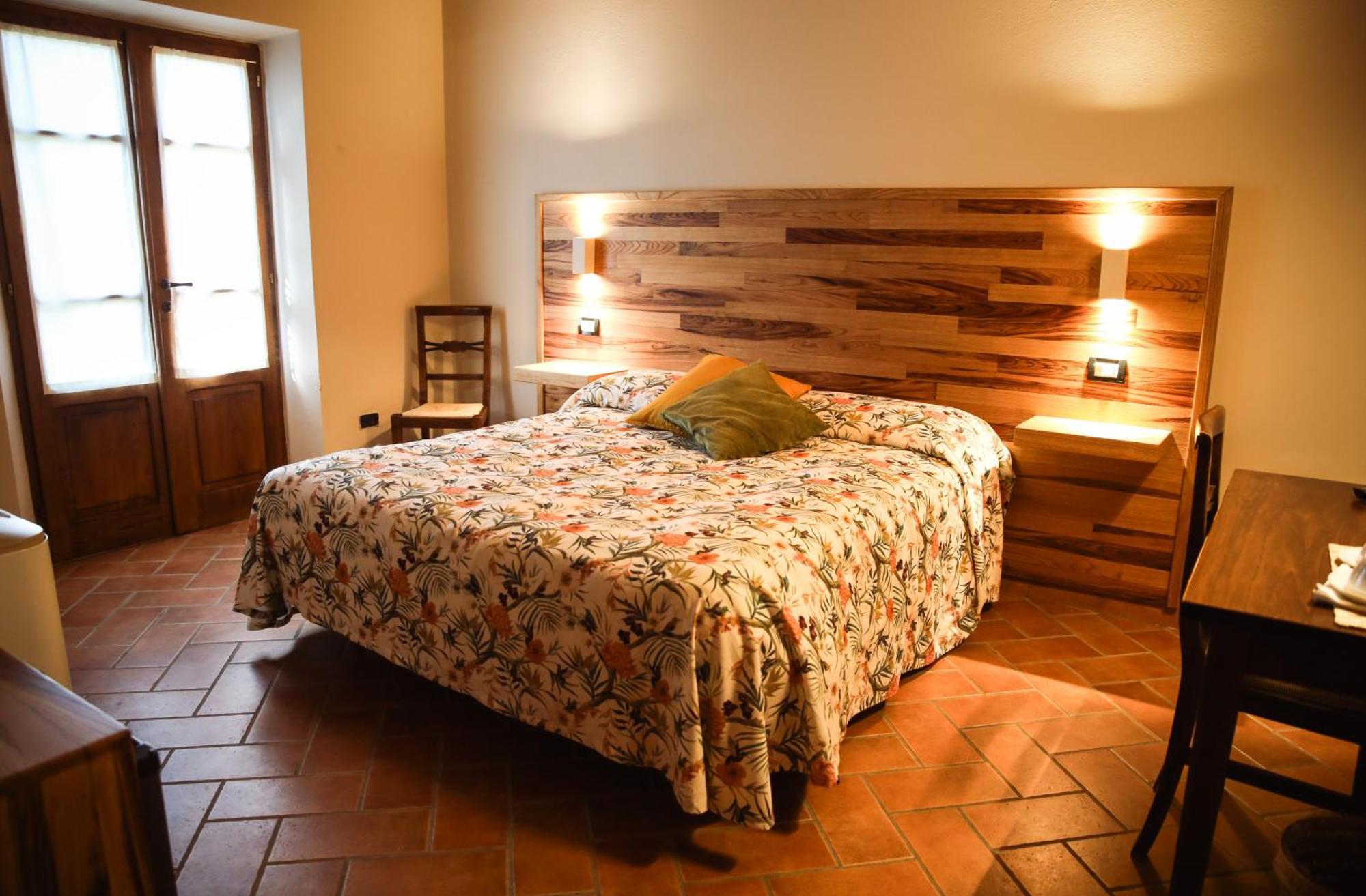 Agriturismo La Vecchia Quercia Монтемерано Экстерьер фото
