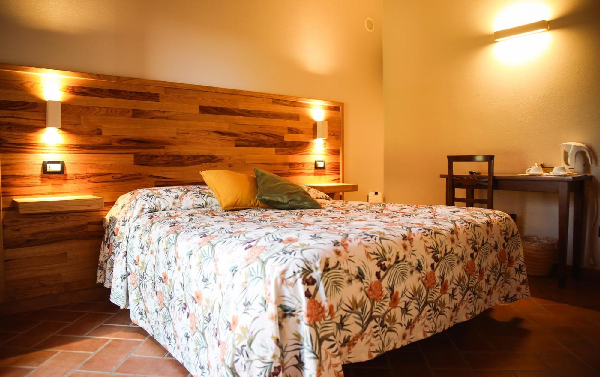 Agriturismo La Vecchia Quercia Монтемерано Экстерьер фото