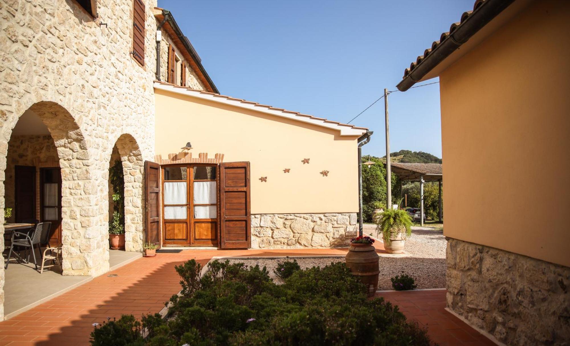 Agriturismo La Vecchia Quercia Монтемерано Экстерьер фото