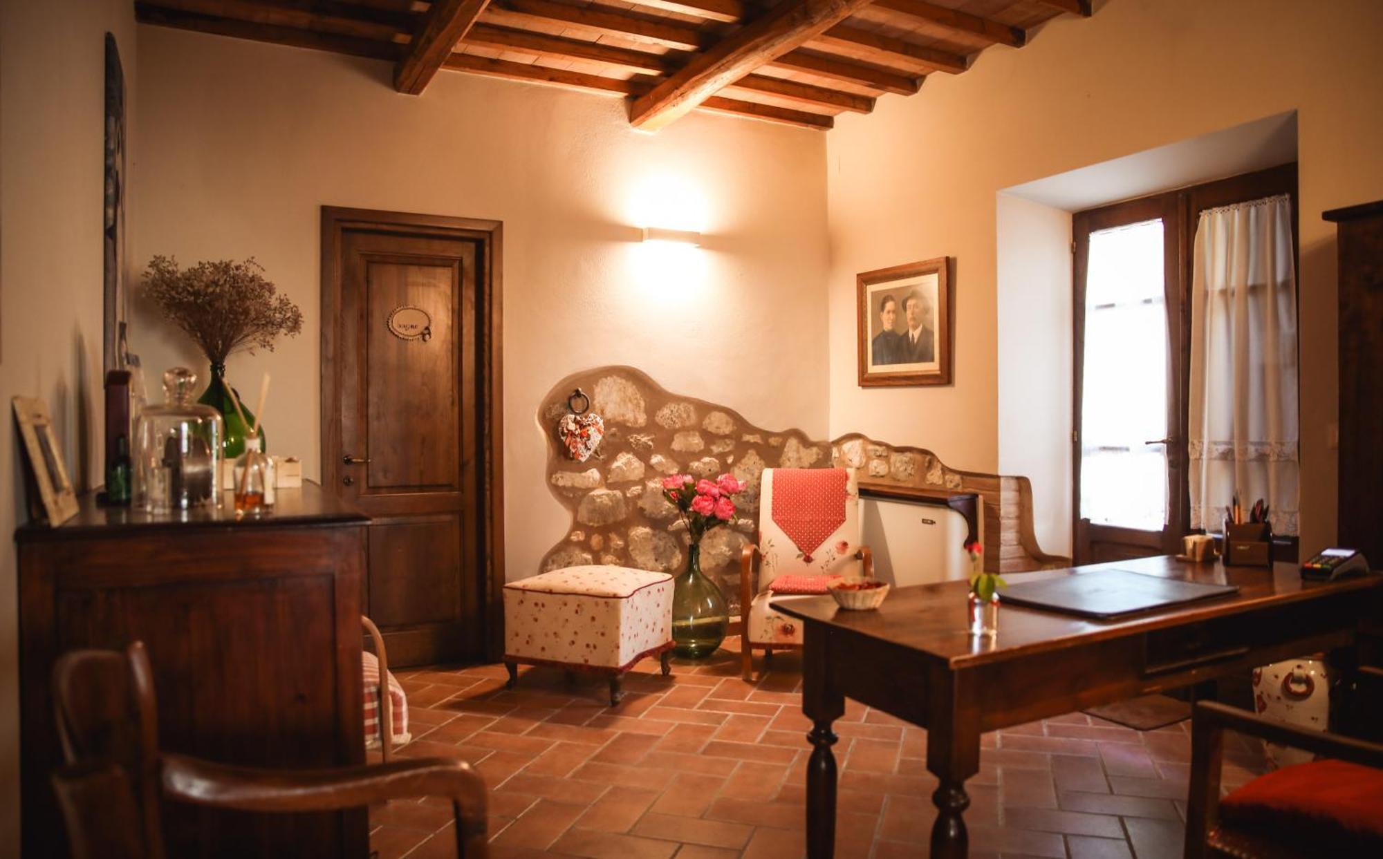Agriturismo La Vecchia Quercia Монтемерано Экстерьер фото